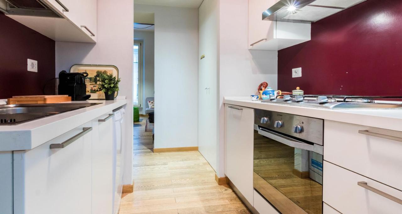 Joivy Apt For 6 With Big Terrace In Milan Centro Storico Exteriör bild